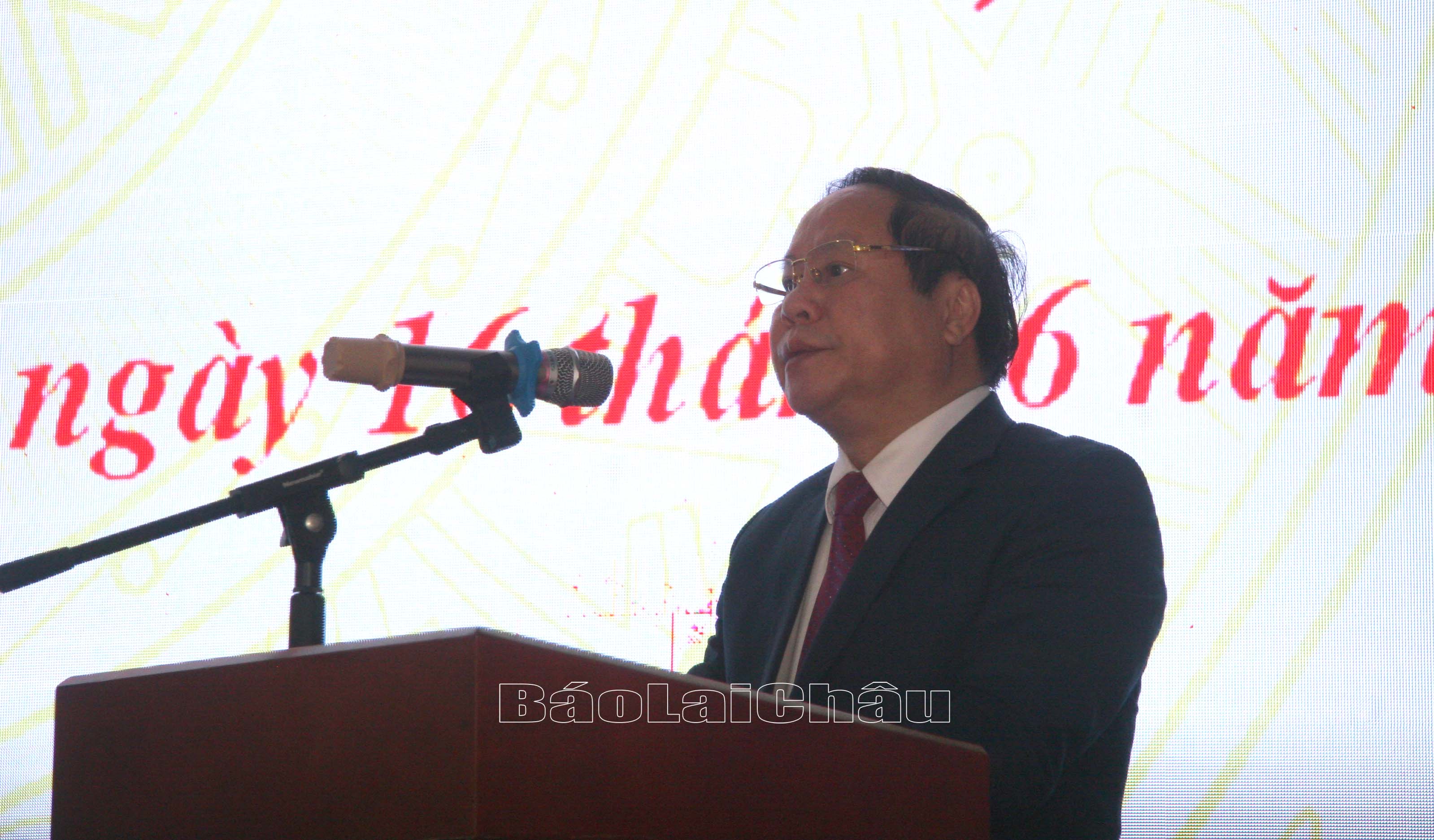 Đồng chí Tống Thanh Hải - Ủy viên Ban Thường vụ Tỉnh ủy, Phó Chủ tịch Thường trực UBND tỉnh, Trưởng Ban Tổ chức Giải báo chí tỉnh Lai Châu lần thứ I (2021-2022) phát biểu chỉ đạo.